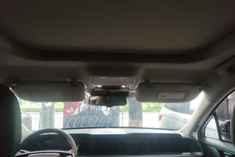 Used Lincoln Corsair 2023 2.0T Two-Wheel-Drive Luxury Edition