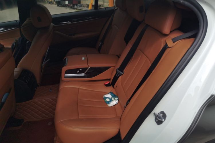 Used BMW 5 Series 2018 Restyled 530Li Leading Edition M Sport Package
