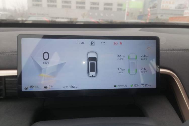 Used Dongfeng eπ eπ008 2025 210Max Range-Extended Version 5 Seats