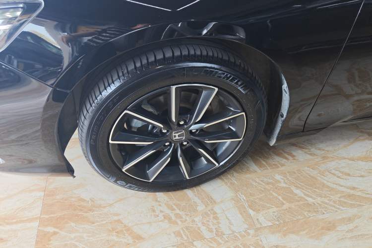 Used Honda Inspire 2022 260TURBO Elegant Edition Left Front Wheel Hub