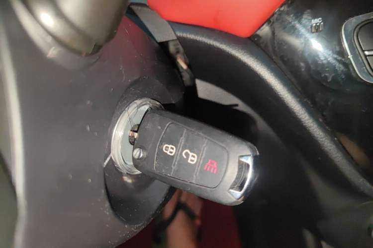 Used Haval H1 2015 1.5L AMT Luxury Model