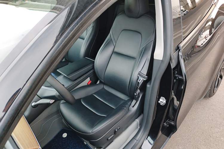 Used Tesla Model Y 2022 Rear-Wheel-Drive Version