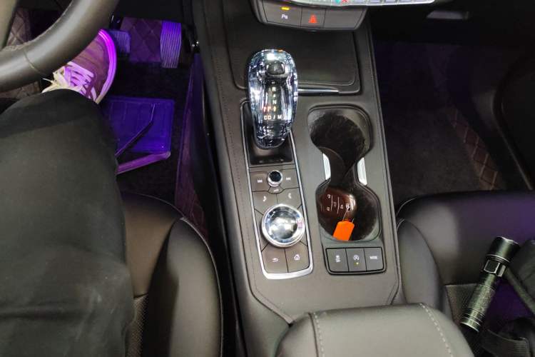 Used Cadillac XT4 2022 28T Two-Wheel Drive Fashion Edition
