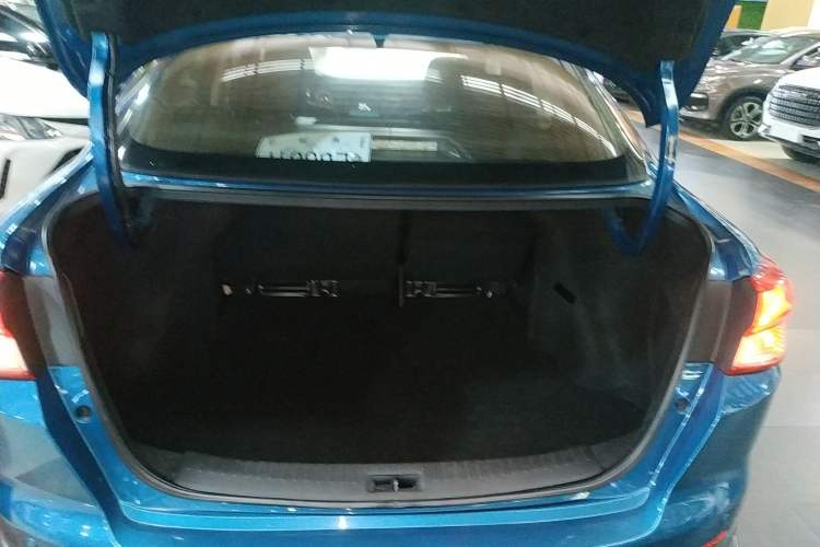 Used Nissan Lannia 2020 1.6L CVT Smart Connect Smart Cool Edition