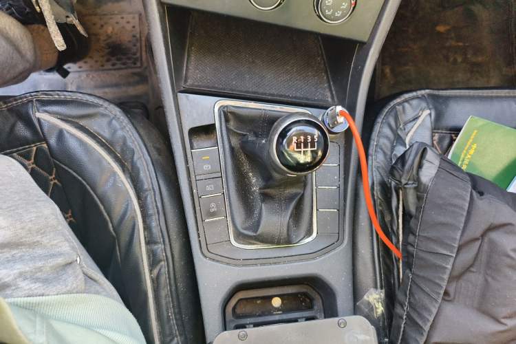 Used Volkswagen Bora 2019 Revised Version 1.5L Manual Fashion Edition China VI Standard Gear Lever