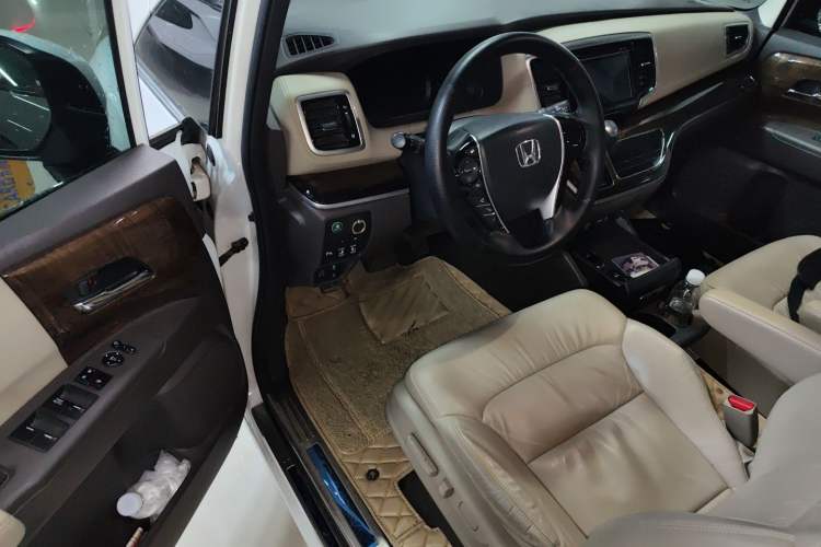 Used Honda Odyssey 2017 2.4L Luxury Edition Driver Seat