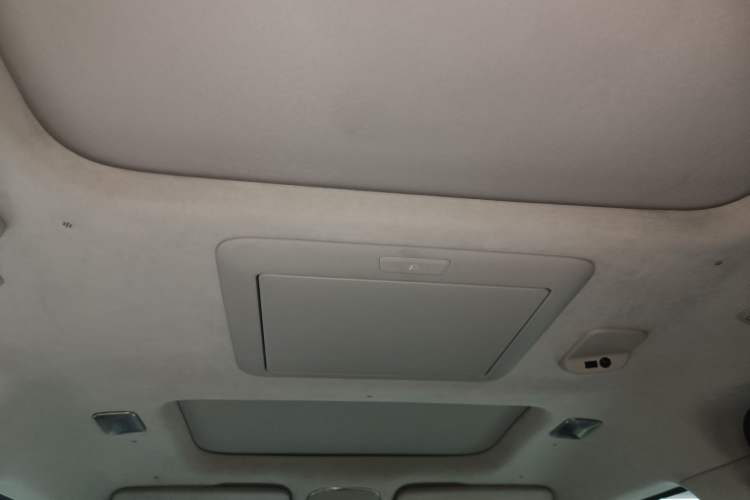 Used Volvo EM90 2025 Ultra Six-Seater