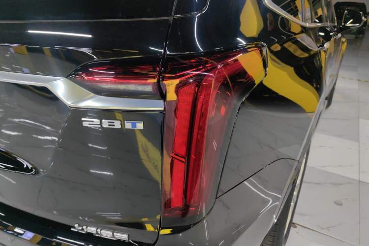 Used Cadillac XT6 2022 2.0T 7-Seater Four-Wheel-Drive Luxury Version