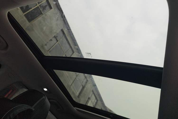 Used Geely Auto Emgrand X7 Sport 2022 1.8TD DCT Zhiya Trim
