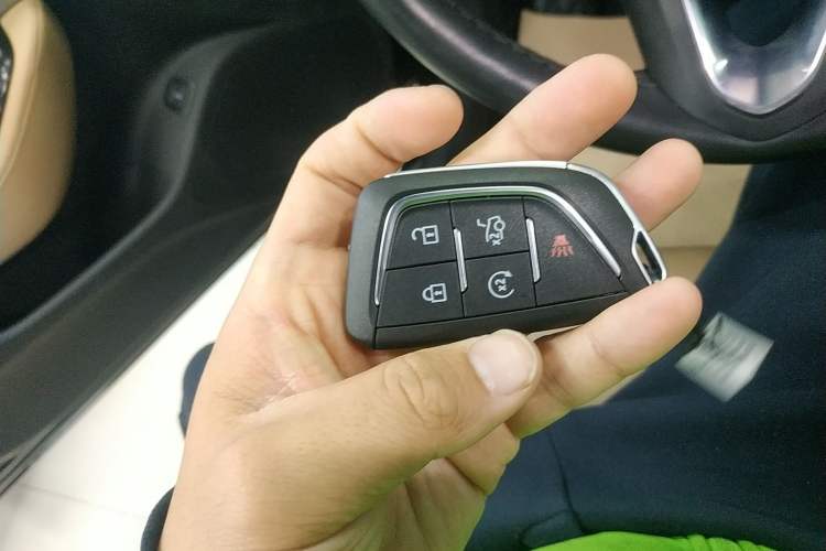 Used Cadillac CT5 2021 28T Prestige Edition Vehicle Key