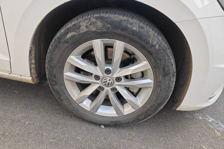 Used Volkswagen Touran 2018 Volkswagen Touran L 280TSI DSG Comfort Edition 7 Seats China V Emission Standard