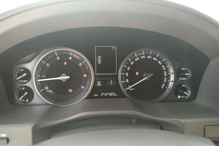 Used Toyota Land Cruiser 