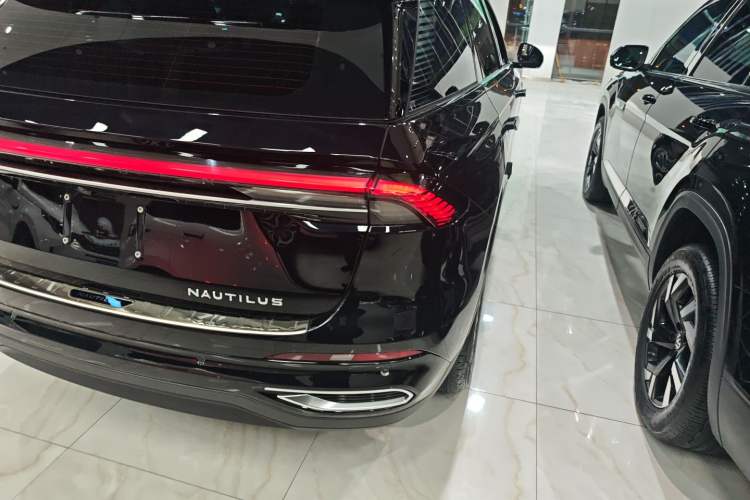 Used Lincoln Nautilus 2025 2.0T Four-Wheel Drive Luxury Edition