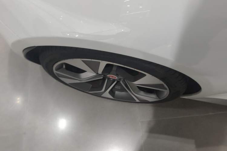 Used Jaguar F-TYPE 2021 P300 Rear-Drive First Edition Hardtop Version
