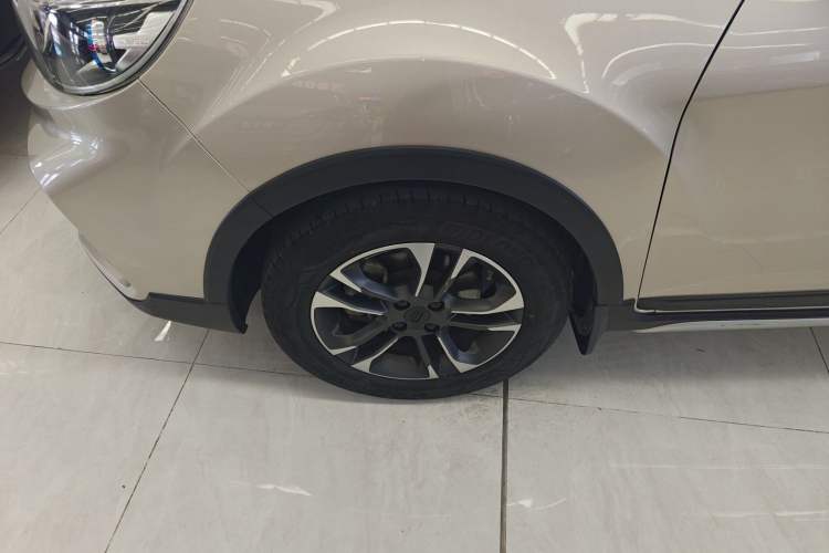 Used Geely Auto Vision X3 2019 Upgraded Model 1.5L CVT Elite Version
