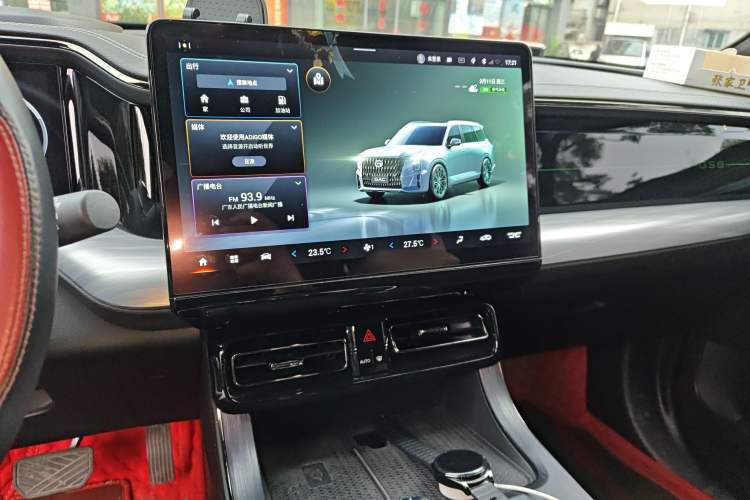 Used GAC Trumpchi GS8 2022 Dual-Engine Series 2.0TM Two-Wheel Drive Prestige Edition (7 Seats)
