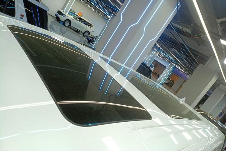 Used Denza D9 2022 DM-i 1040 Prestige Model