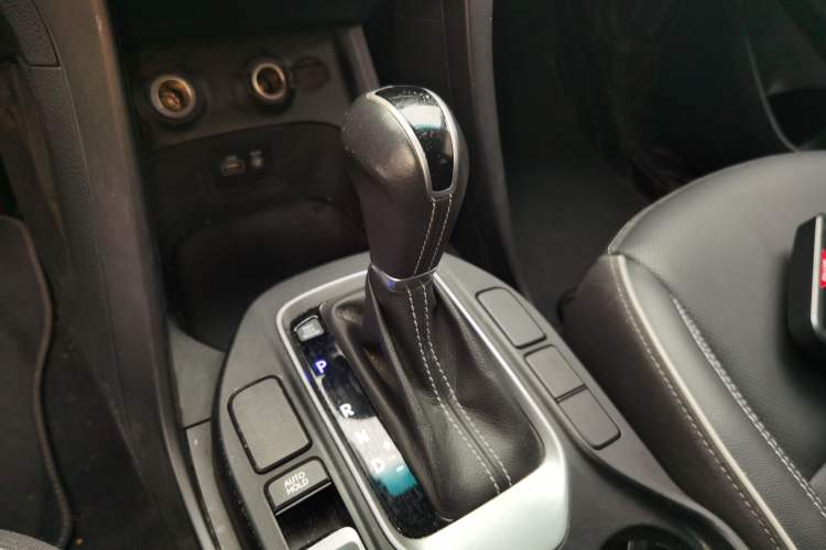 Used Hyundai Santa Fe 2017 2.0T Automatic All-Wheel Drive Smart 7-Seater