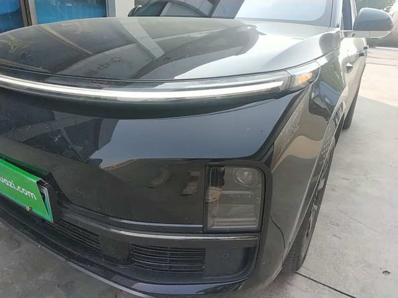 Used Li Auto L8 2023 Pro Model — 23
