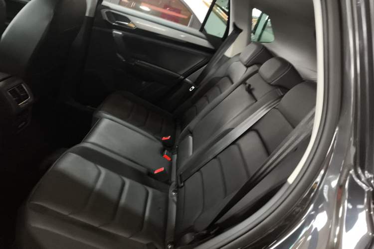 Used Volkswagen Tayron 2019 330TSI Four-Wheel Drive Luxury Version China V Standard
