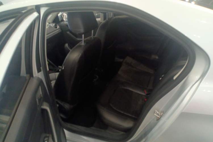 Used Volkswagen Jetta 2017 1.5L Automatic Fashion Model
