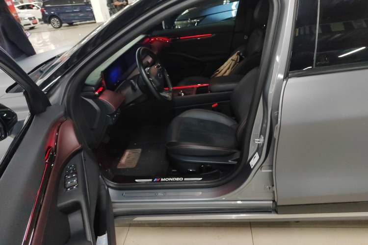 Used Ford Mondeo 2022 EcoBoost 245 Ultimate Model Left Front Seat