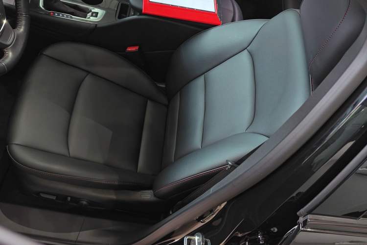 Used Chevrolet Malibu XL 2022 Redline 550T Automatic RuiLian Edition Left Front Seat