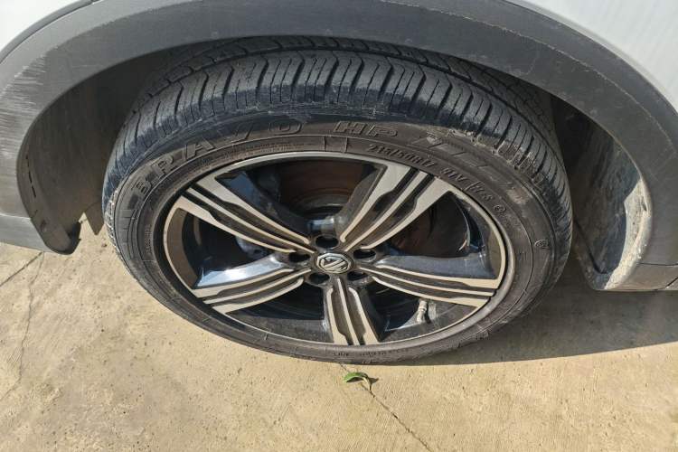 Used MG ZS 2020 Global Bestseller with 1.5L Engine Manual Transmission and a Massive 65-Inch Panoramic Sunroof Version