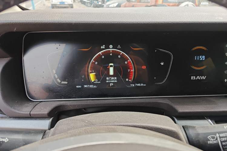 Used BAW Ruisheng Ace M7 2023 2.0L Automatic Long-wheelbase Business Version 7 Seats Instrument Cluster