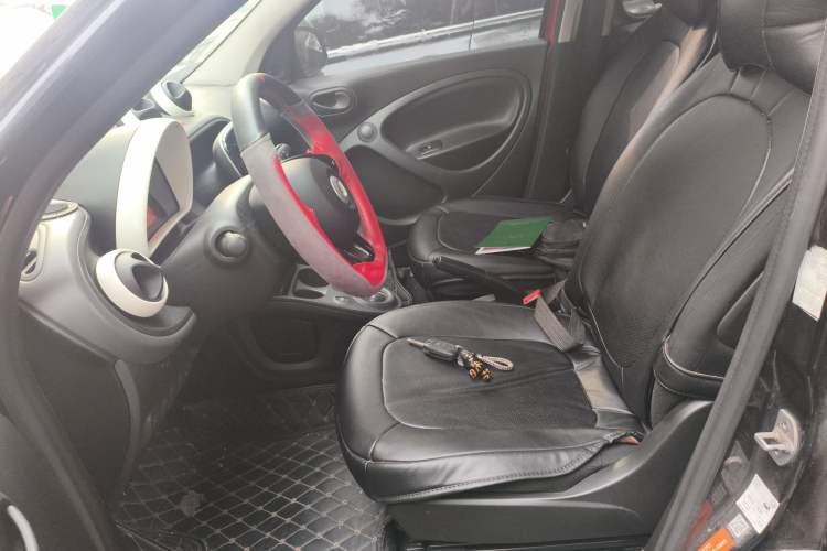 Used smart forfour 2016 1.0L 52 kW Dynamic Edition
