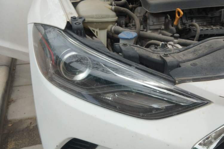 Used Hyundai Elantra (6th Generation / Lingdong) 2019 1.4T Dual-Clutch Xuan Dong · Dynamic Model Right Front Headlight