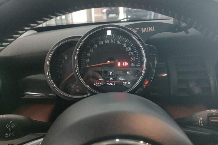 Used MINI MINI 2018 1.5T COOPER Artist Five-Door Edition
