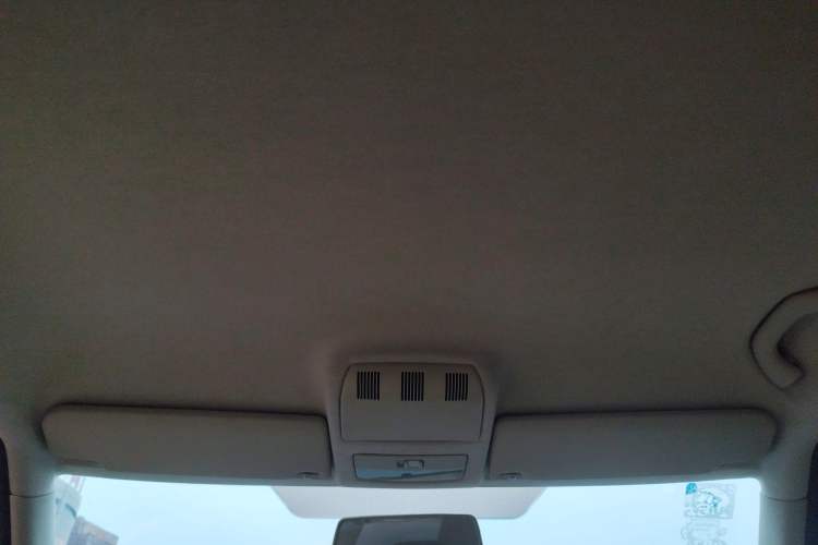 Used Skoda Fabia 2014 1.4L Automatic Crystal Edition
