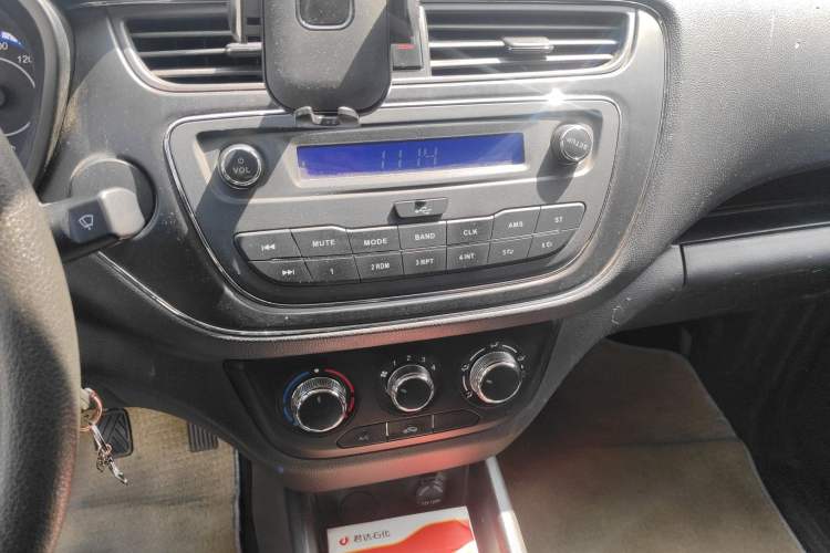 Used CHANGAN KAICHENG Ounuo S 2019 1.5L Ouno S Economy Model (Air-Conditioned) China VI Standard JL473QG Audio And AC Panel