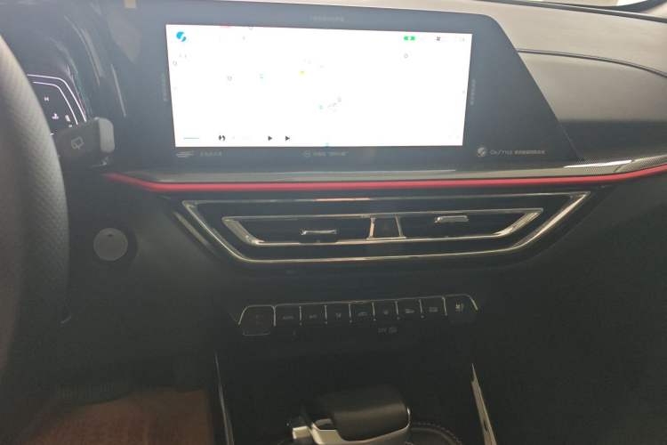 Used Oshan X5 2021 1.6L CVT Flagship Model
