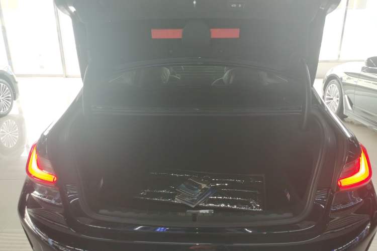 Used BMW 3 Series 2023 325Li M Sport Night Edition Package