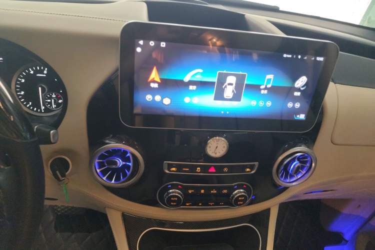 Used Mercedes-Benz Vito 2021 2.0T Business Version 7 Seats