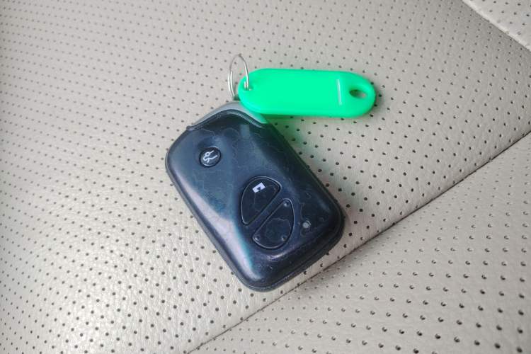 Used BYD S6 2013 Platinum Edition 2.0L Manual Luxury Model
