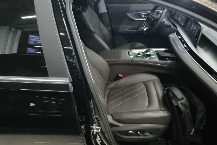 Used Chery Tiggo 8 PRO 2024 Champion Edition 390T Two-Wheel Drive Peak Version 5 Seats