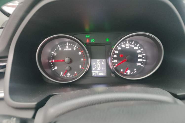 Used Haval M6 2021 PLUS 1.5T DCT Luxury Smart Connectivity Model
