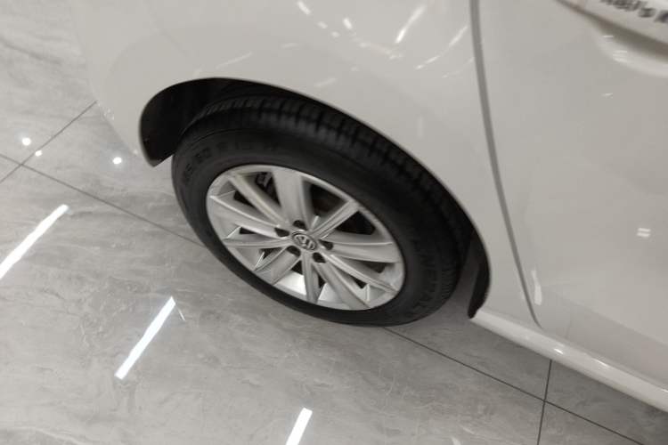 Used Volkswagen Polo 2014 1.6L Automatic Comfort Edition
