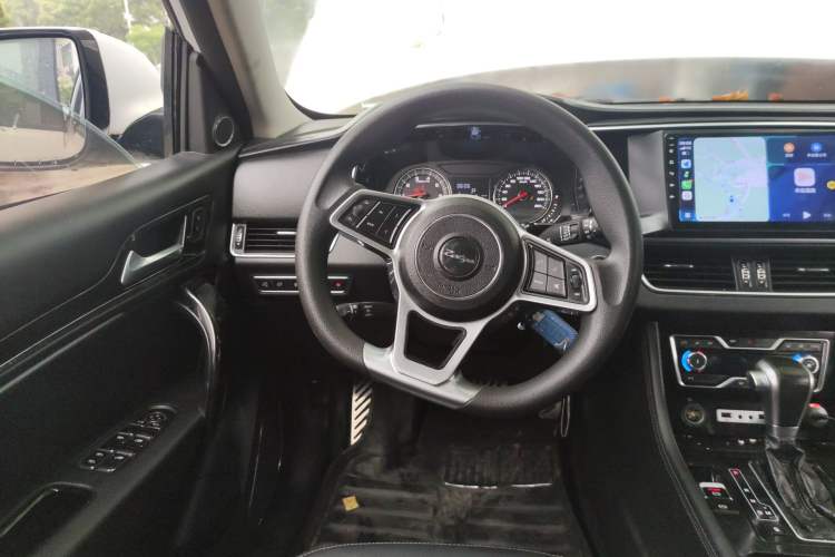 Used Zotye T600 Coupe 2017 1.5T Automatic Luxury Model Steering Wheel