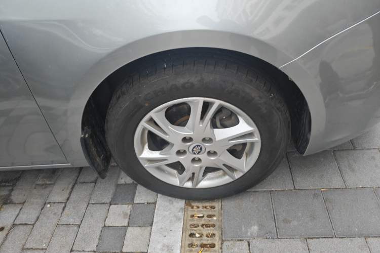 Used Bestune B90 2012 2.0L manual Comfort trim level
