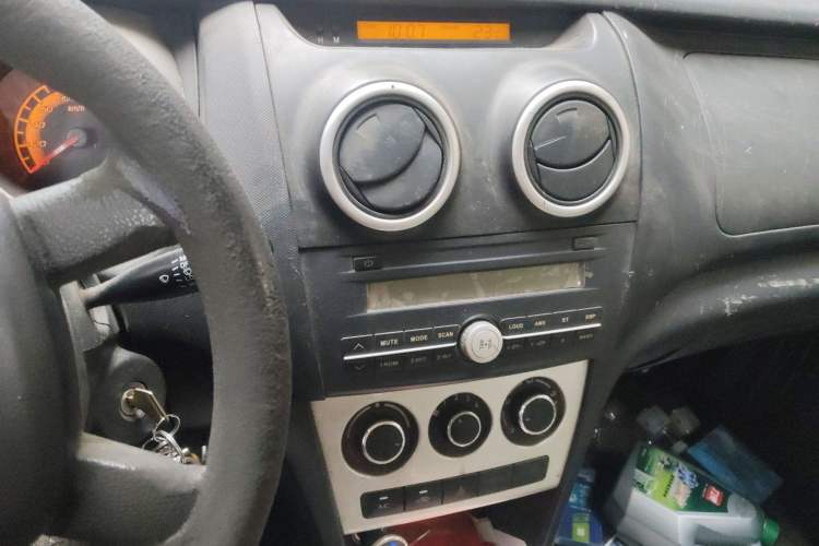 Used CHANGAN KAICHENG Ounuo S 2015 1.5L Jin Ouno Standard Model Audio And AC Panel