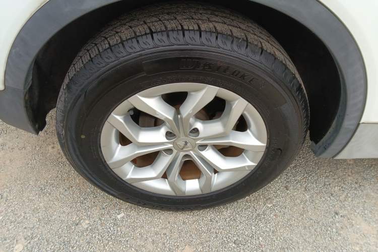 Used BORGWARD BX5 2017 20TGDI Automatic Two-Wheel Drive New Edition Right Rear Wheel Hub