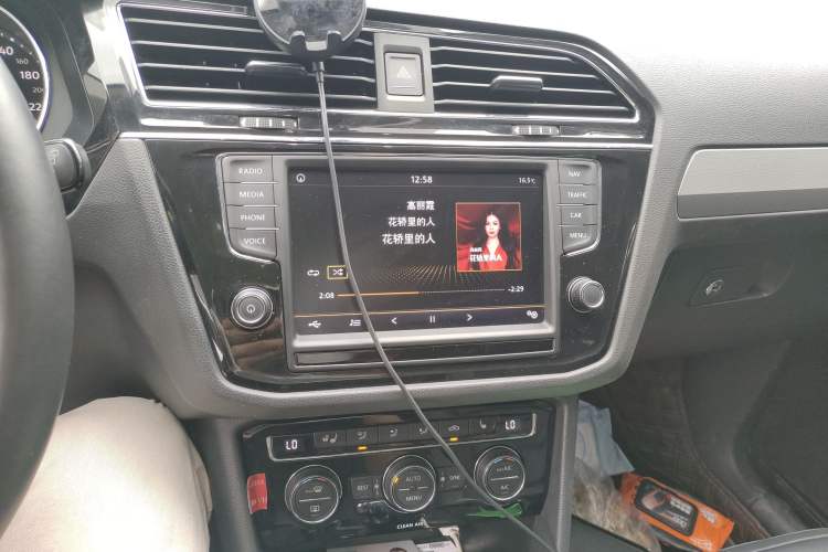 Used Volkswagen Tiguan L 2018 330TSI Automatic Two-Wheel Drive Luxury Edition