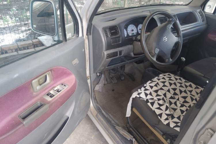 Used Suzuki Wagon R 2011 1.0L
