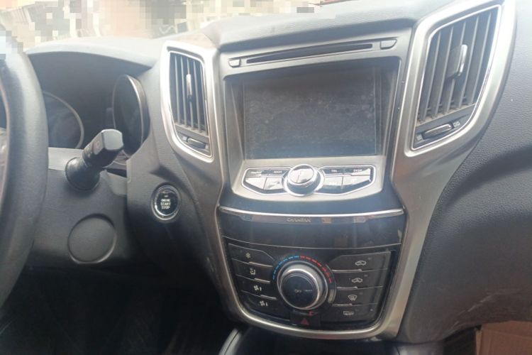 Used CHANGAN CS75 2016 1.5T Manual FENGSHANG Model Audio And AC Panel