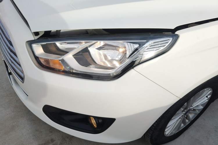 Used Ford Escort 2015 1.5L Manual Comfort Model