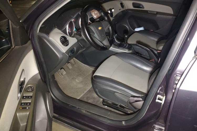 Used Chevrolet Cruze 2013 1.6L SE MT